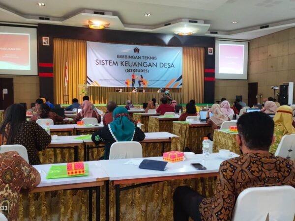 PENINGKATAN KAPASITAS PENGELOLAN KEUANGAN DESA TAHUN 2021