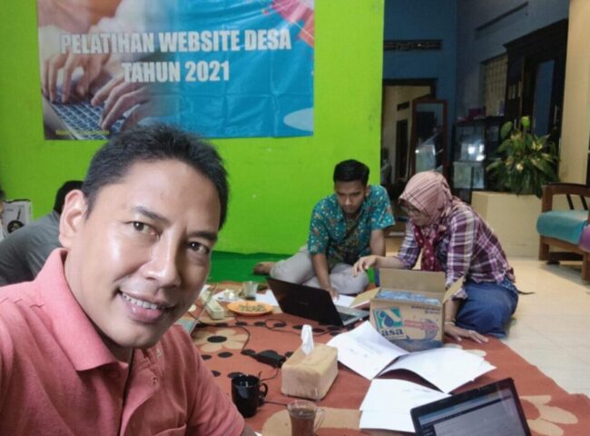 PENINGKATAN KAPASITAS PENGELOLAAN WEBSITE DESA
