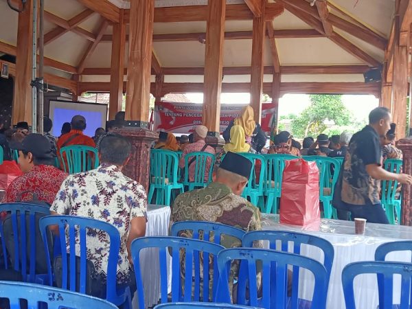 PENYULUHAN HUKUM DALAM RANGKA CEGAH DINI KORUPSI DITINGKAT DESA