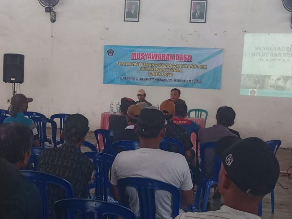 SOSIALISASI  PENYAKIT MULUT DAN KUKU (PMK) PADA HEWAN/TERNAK