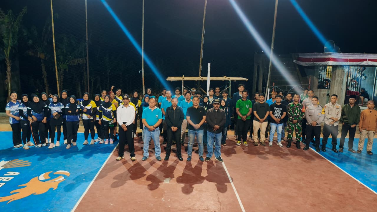 Semarak HUT RI ke-81, Desa Rejoso Gelar Turnamen Voli "Binangun Cup I" Tingkat Kecamatan Semarak HUT RI ke-81, Desa Rejoso Gelar Turnamen Voli "Binangun Cup I" Tingkat Kecamatan